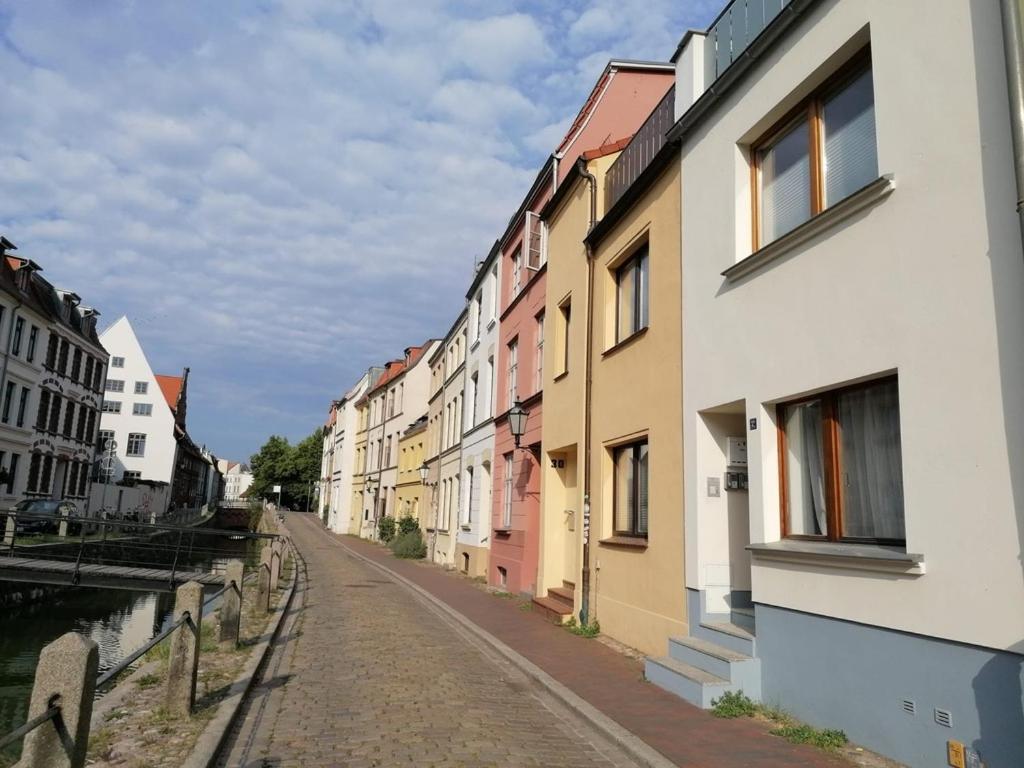 Townhouse Altstadt Wismar Upper Apartment mit zwei Terrassen Exterior foto